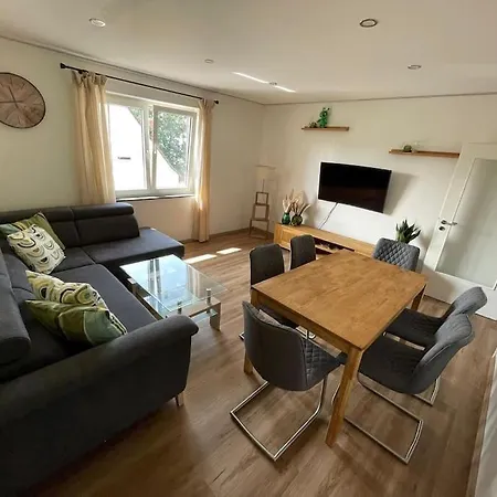 Zentrale Mit Kueche&wlan * Neustadt an der Weinstraße